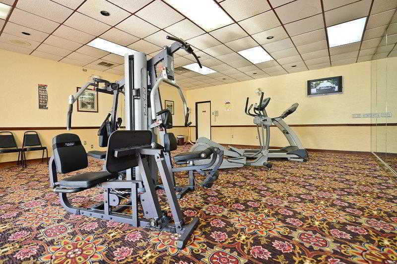 Best Western Tulsa Airport Exterior photo