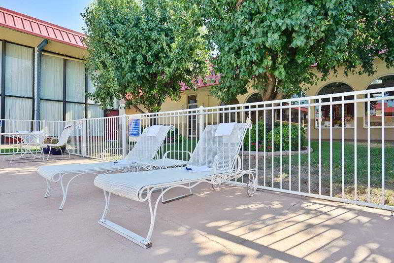 Best Western Tulsa Airport Exterior photo