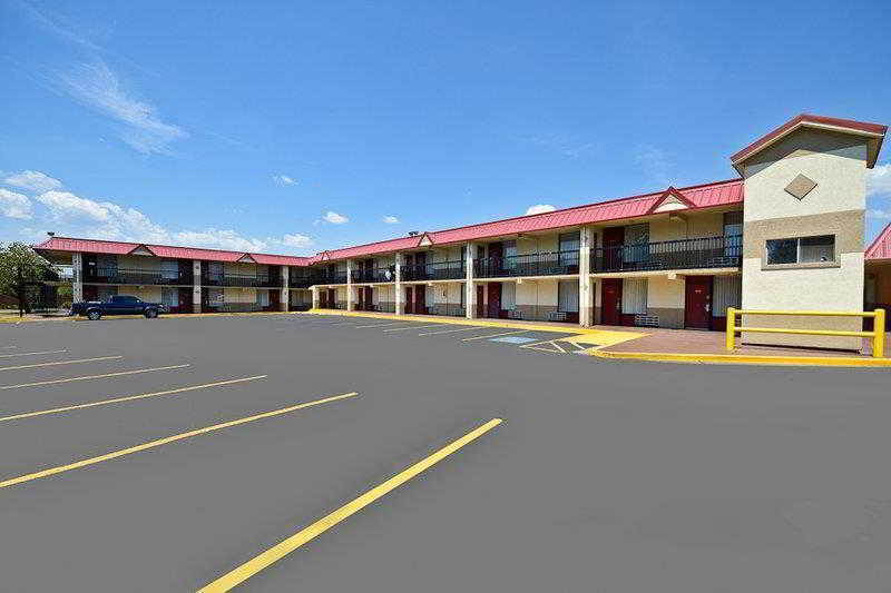 Best Western Tulsa Airport Exterior photo